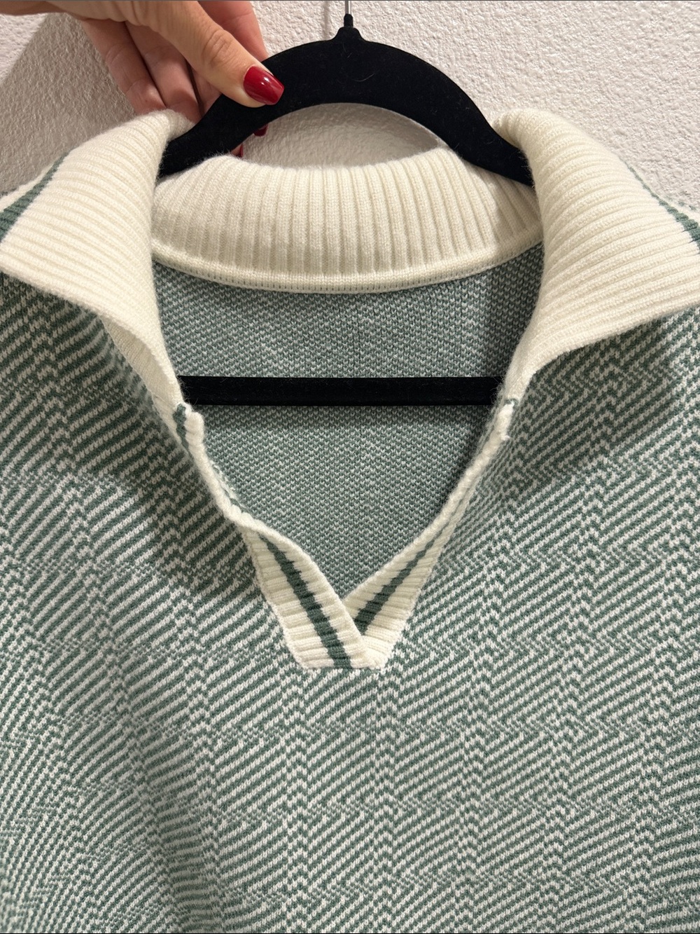70’s Relaxed V‑Neck Sweater
